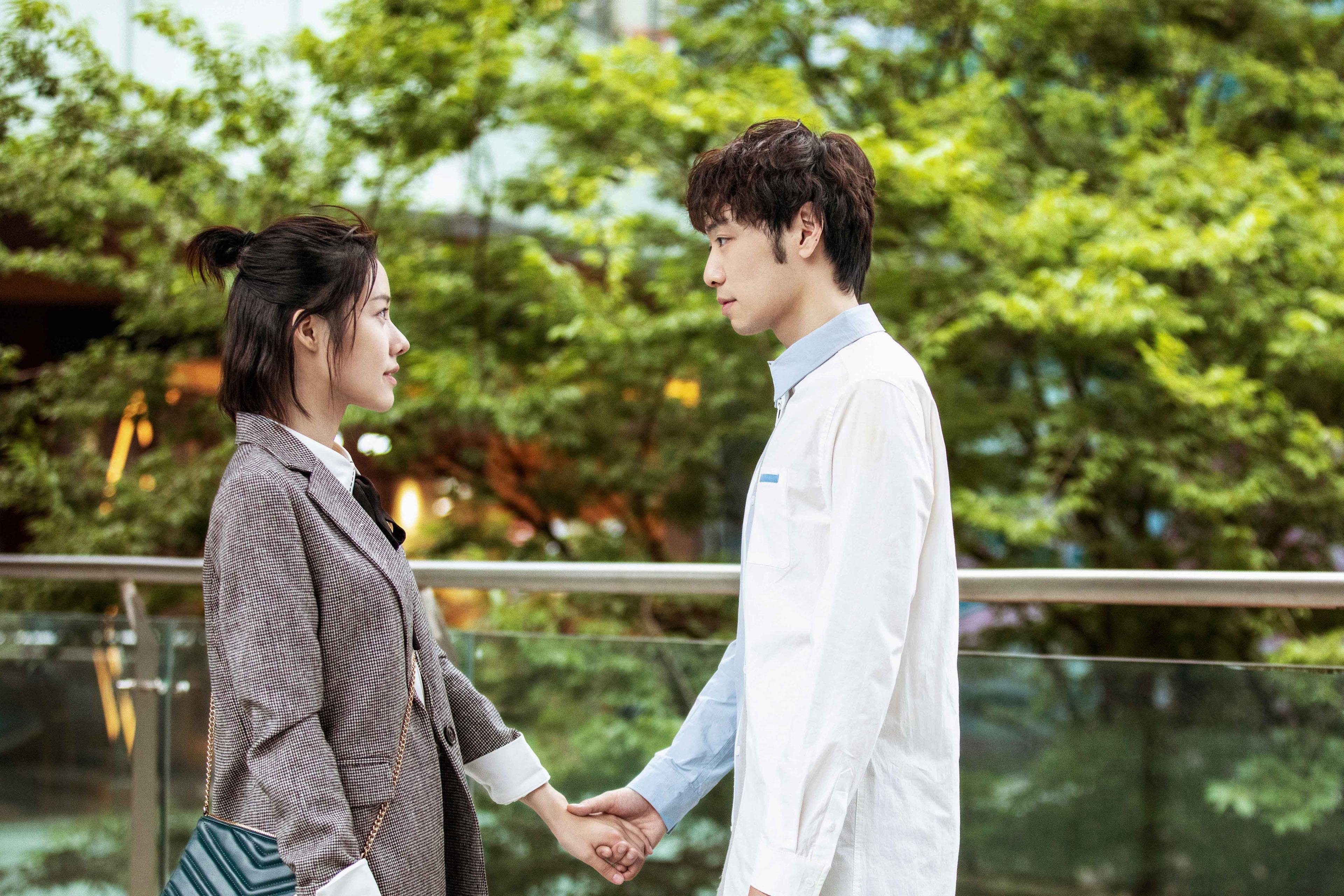 凯撒酋长主场迎战卫冕冠军，挑战强敌，凯撒酋长球衣