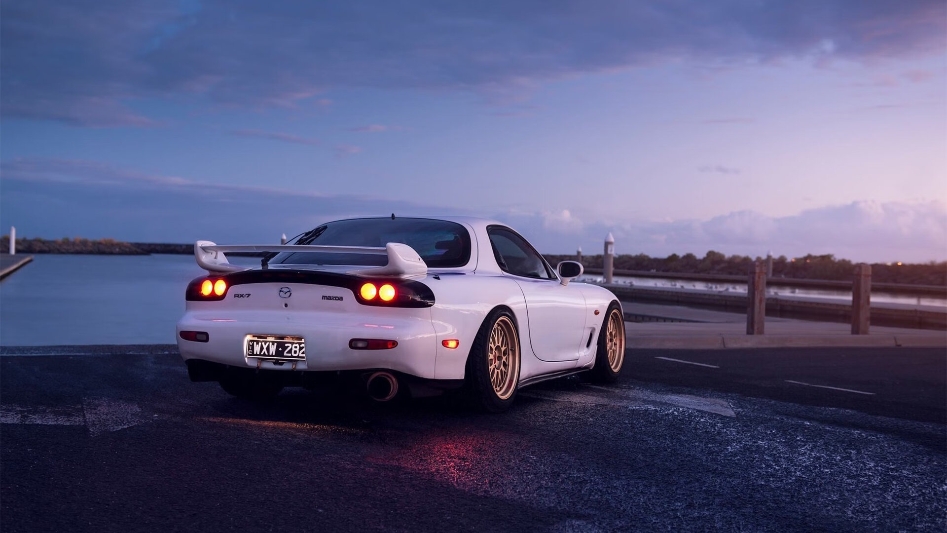 比赛中球员身手敏捷,场面一度火爆