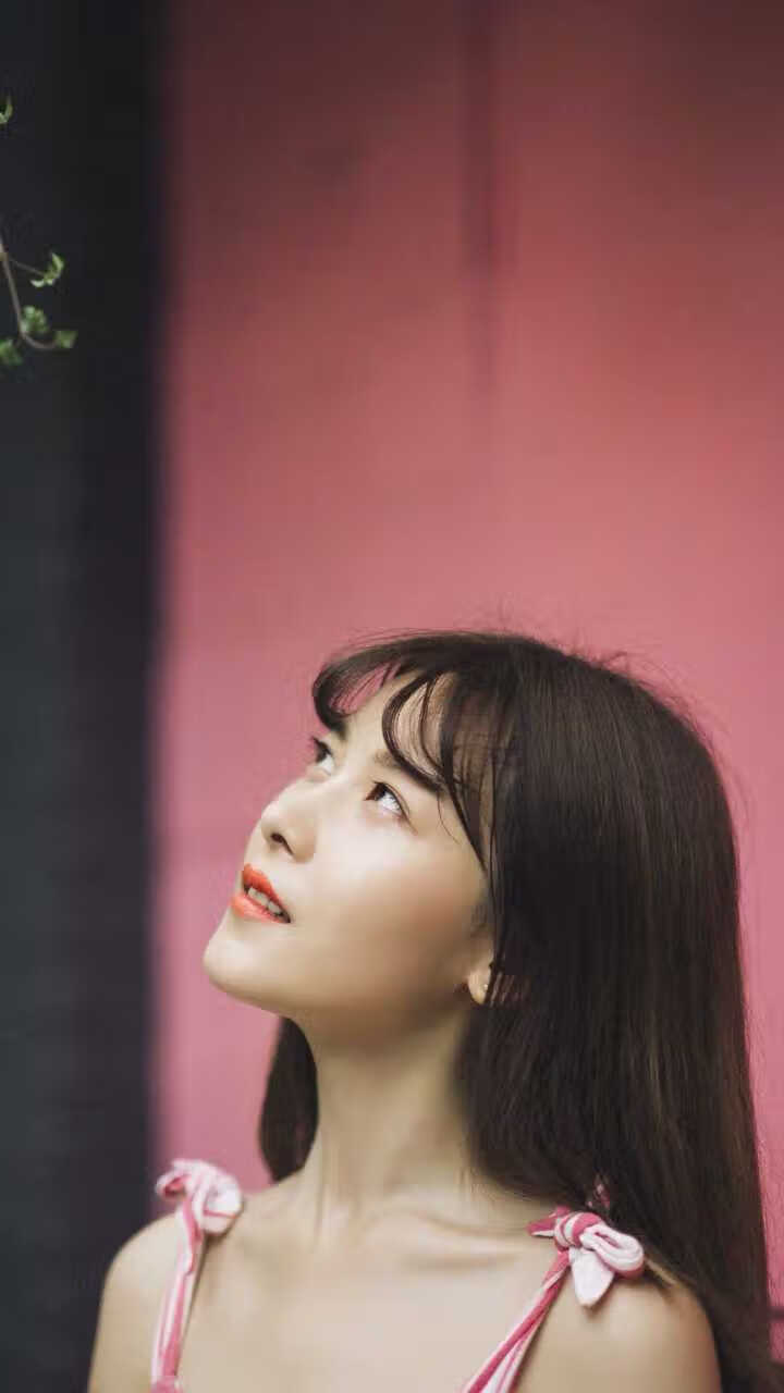 足球球迷为支持球队举行特别活动，聚集人气，足球球迷助威